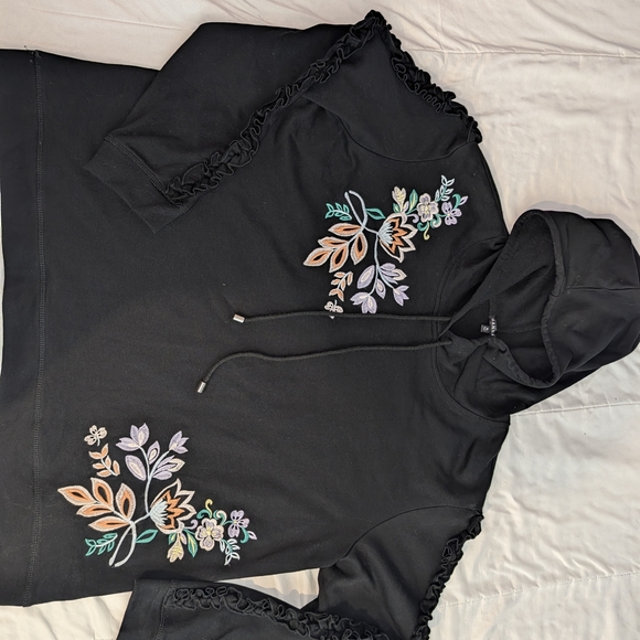 Hannah Black Hoodie with Colorful Floral Embroidery - Picture 3 of 8